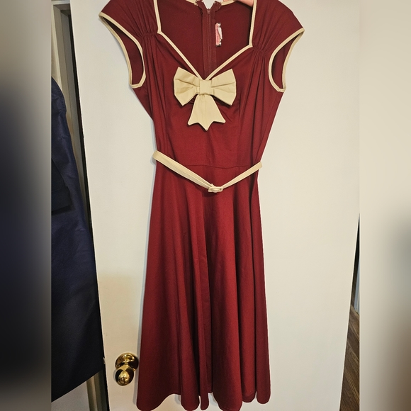 Pinup Couture Clothing "Heidi" Dress Size M - Picture 1 of 9